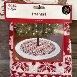 Holiday Style Tree Skirt Sweater, 40”, Red and White Sweater Look, NWT